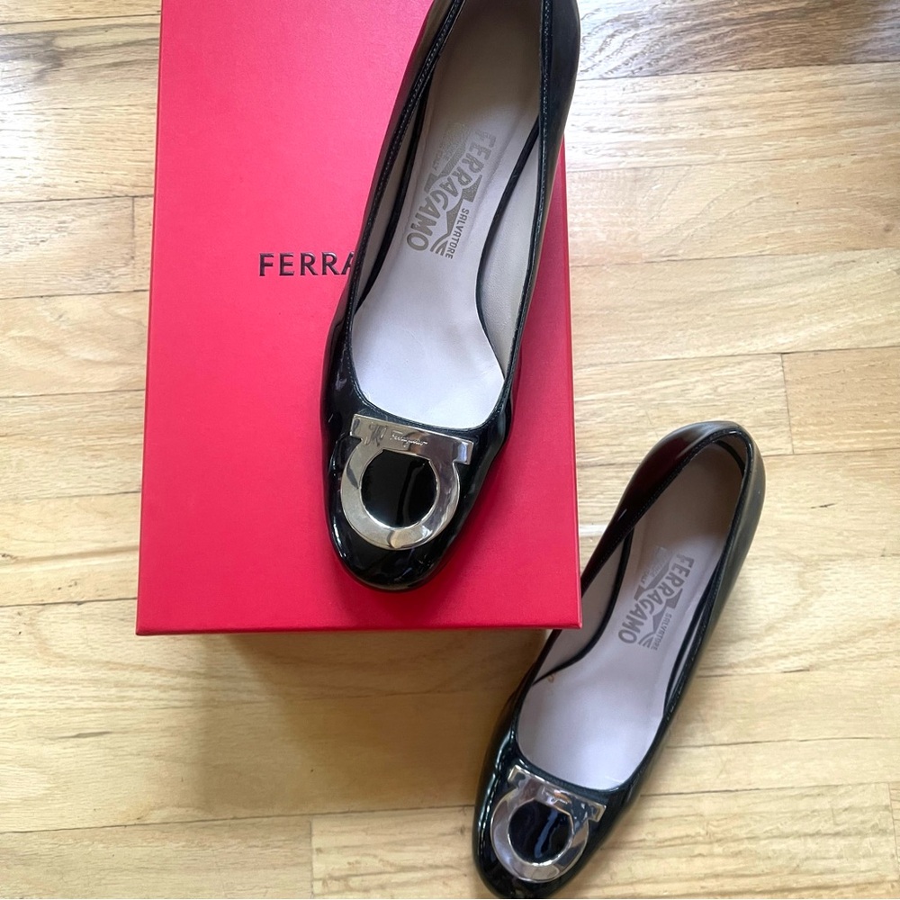 Salvatore Ferragamo Black Patent Pumps 7.5B